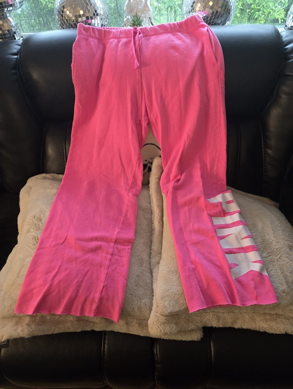 PINK Victoria's Secret Hot Pink' Logo Sweatpants w/ Pockets. Size M